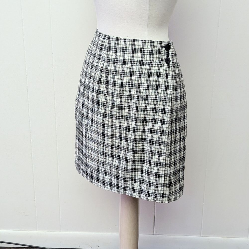 Vintage Black and White Plaid Wrap Skirt 29" Waist